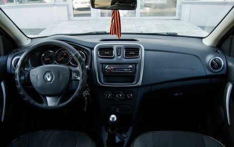 Renault Sandero II рестайлинг, 2017 год, 900 000 рублей, 15 фотография