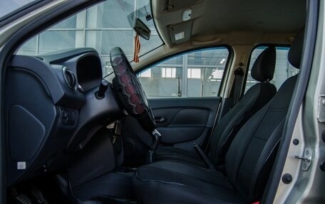 Renault Sandero II рестайлинг, 2017 год, 900 000 рублей, 12 фотография