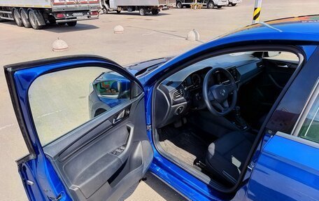 Volkswagen Polo VI (EU Market), 2021 год, 1 580 000 рублей, 7 фотография