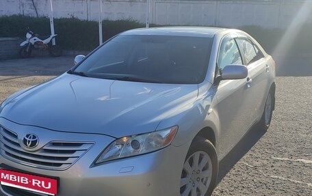 Toyota Camry, 2007 год, 1 330 000 рублей, 6 фотография