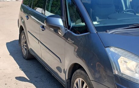 Citroen C4 Picasso II рестайлинг, 2011 год, 550 000 рублей, 8 фотография