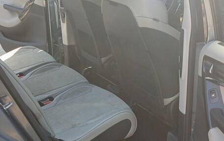 Citroen C4 Picasso II рестайлинг, 2011 год, 550 000 рублей, 12 фотография