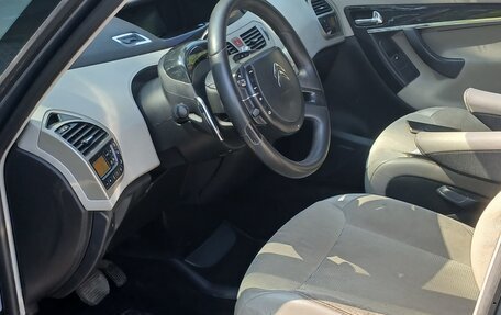Citroen C4 Picasso II рестайлинг, 2011 год, 550 000 рублей, 16 фотография
