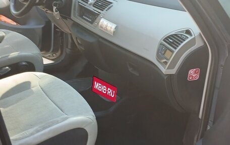 Citroen C4 Picasso II рестайлинг, 2011 год, 550 000 рублей, 13 фотография
