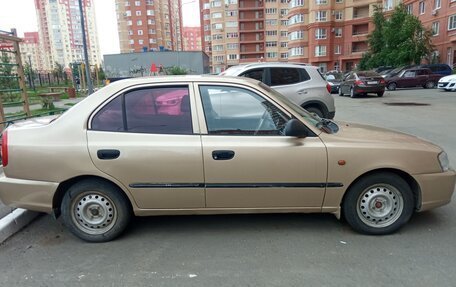Hyundai Accent II, 2004 год, 380 000 рублей, 7 фотография