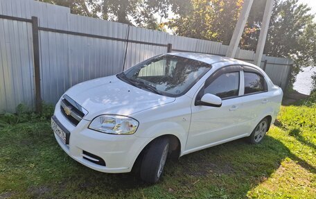 Chevrolet Aveo III, 2010 год, 490 000 рублей, 2 фотография