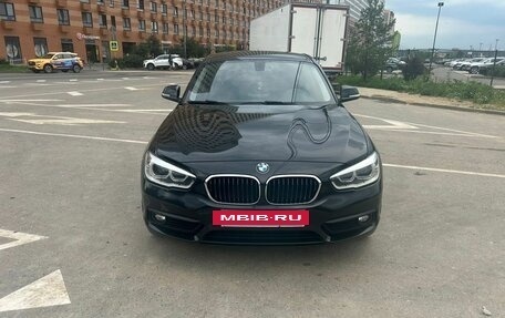 BMW 1 серия, 2018 год, 1 890 000 рублей, 2 фотография