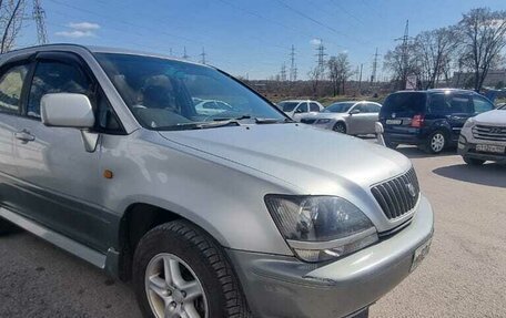 Toyota Harrier, 1999 год, 850 000 рублей, 4 фотография