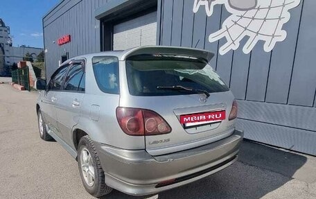 Toyota Harrier, 1999 год, 850 000 рублей, 3 фотография
