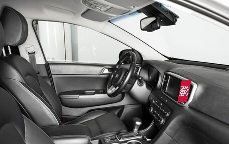 KIA Sportage IV рестайлинг, 2020 год, 2 650 000 рублей, 4 фотография