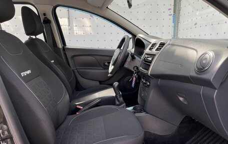 Renault Sandero II рестайлинг, 2016 год, 1 065 000 рублей, 12 фотография