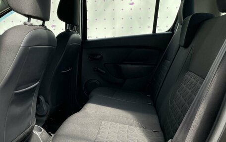 Renault Sandero II рестайлинг, 2016 год, 1 065 000 рублей, 13 фотография