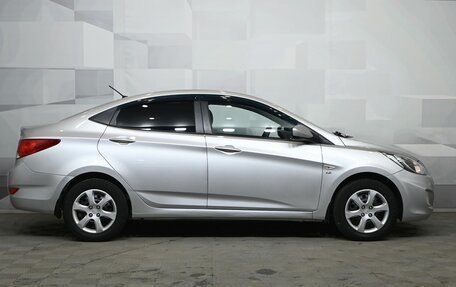 Hyundai Solaris II рестайлинг, 2013 год, 800 000 рублей, 9 фотография