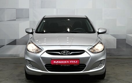 Hyundai Solaris II рестайлинг, 2013 год, 800 000 рублей, 2 фотография