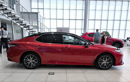 Toyota Camry, 2021 год, 2 850 000 рублей, 8 фотография