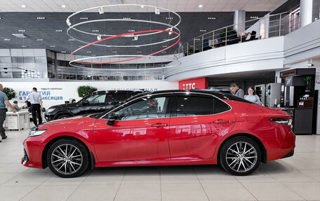Toyota Camry, 2021 год, 2 850 000 рублей, 12 фотография