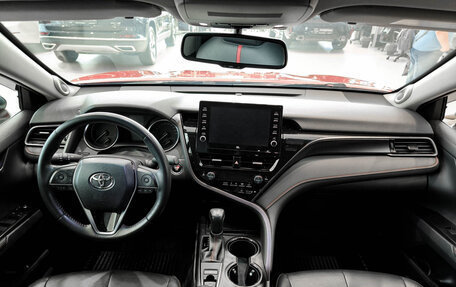Toyota Camry, 2021 год, 2 850 000 рублей, 18 фотография