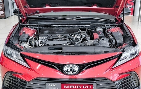 Toyota Camry, 2021 год, 2 850 000 рублей, 13 фотография