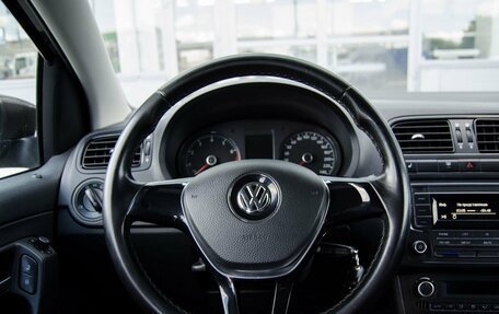 Volkswagen Polo VI (EU Market), 2017 год, 950 000 рублей, 14 фотография