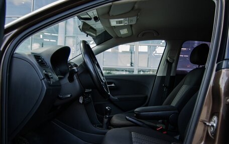 Volkswagen Polo VI (EU Market), 2017 год, 950 000 рублей, 11 фотография