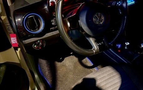 Volkswagen up! I рестайлинг, 2014 год, 949 999 рублей, 7 фотография