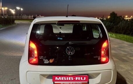 Volkswagen up! I рестайлинг, 2014 год, 949 999 рублей, 2 фотография