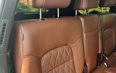 Toyota Land Cruiser 200, 2017 год, 6 890 000 рублей, 17 фотография