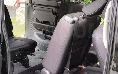 Nissan Serena IV, 2018 год, 1 640 000 рублей, 12 фотография