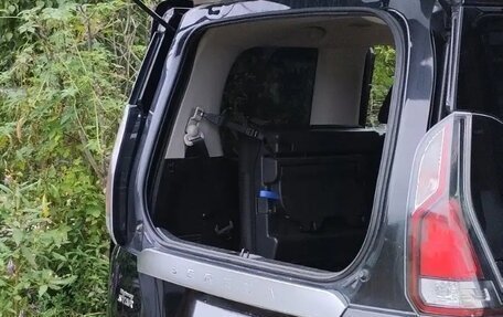 Nissan Serena IV, 2018 год, 1 640 000 рублей, 9 фотография