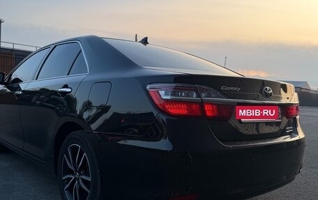 Toyota Camry, 2017 год, 1 850 000 рублей, 5 фотография