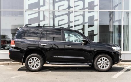 Toyota Land Cruiser 200, 2016 год, 4 550 000 рублей, 5 фотография