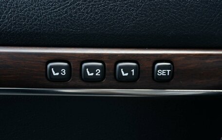 Toyota Land Cruiser 200, 2016 год, 4 550 000 рублей, 13 фотография
