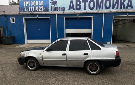Daewoo Nexia I рестайлинг, 2010 год, 100 000 рублей, 3 фотография
