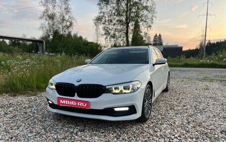 BMW 5 серия, 2019 год, 2 950 000 рублей, 2 фотография