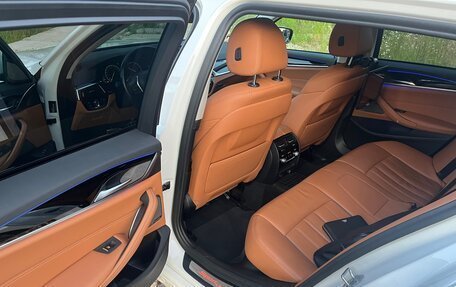 BMW 5 серия, 2019 год, 2 950 000 рублей, 11 фотография