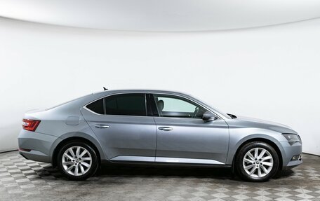 Skoda Superb III рестайлинг, 2015 год, 2 260 000 рублей, 4 фотография