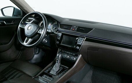 Skoda Superb III рестайлинг, 2015 год, 2 260 000 рублей, 11 фотография