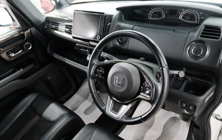 Honda N-BOX II, 2019 год, 1 299 000 рублей, 11 фотография