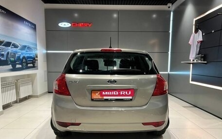 KIA cee'd I рестайлинг, 2010 год, 848 000 рублей, 4 фотография