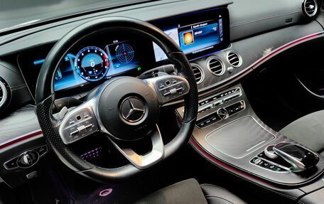 Mercedes-Benz E-Класс, 2019 год, 3 550 000 рублей, 17 фотография