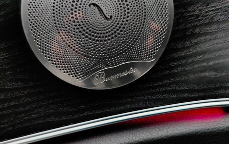 Mercedes-Benz E-Класс, 2019 год, 3 550 000 рублей, 29 фотография