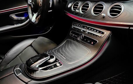 Mercedes-Benz E-Класс, 2019 год, 3 550 000 рублей, 33 фотография