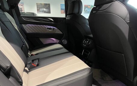Bentley Bentayga I, 2025 год, 29 800 000 рублей, 4 фотография