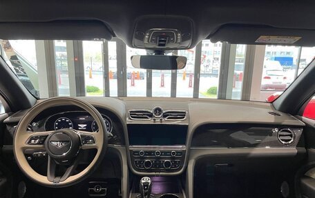 Bentley Bentayga I, 2025 год, 29 800 000 рублей, 5 фотография