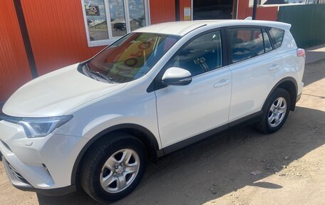Toyota RAV4, 2017 год, 2 650 000 рублей, 8 фотография