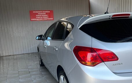 Opel Astra J, 2011 год, 845 000 рублей, 8 фотография