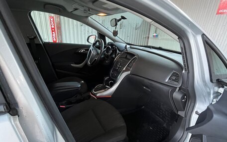 Opel Astra J, 2011 год, 845 000 рублей, 7 фотография