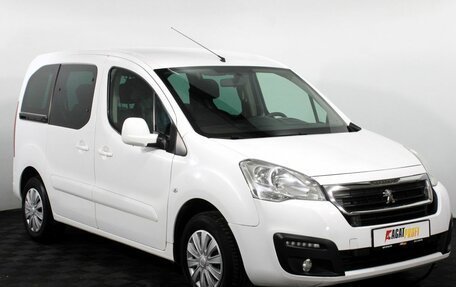 Peugeot Partner II рестайлинг 2, 2018 год, 1 040 000 рублей, 3 фотография