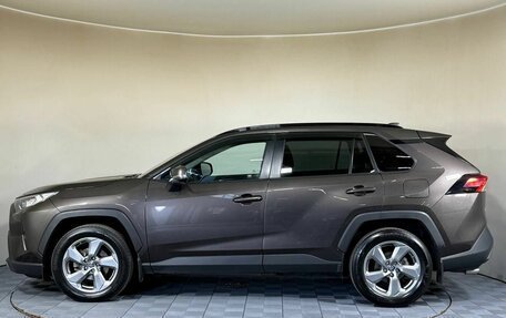 Toyota RAV4, 2021 год, 2 895 000 рублей, 8 фотография