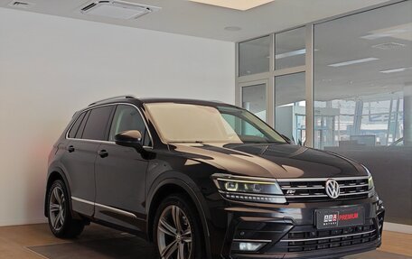 Volkswagen Tiguan II, 2020 год, 2 190 000 рублей, 3 фотография